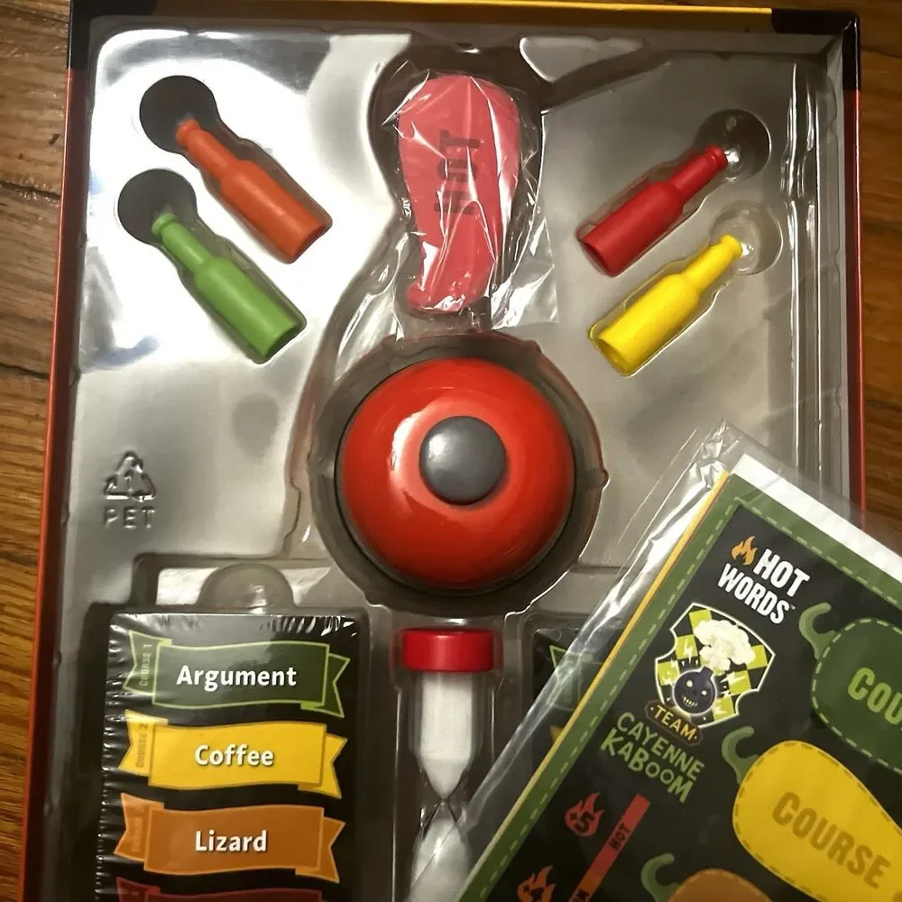 Hot Words Word Guessing Party Game Ages 12+, 4+ Players, New